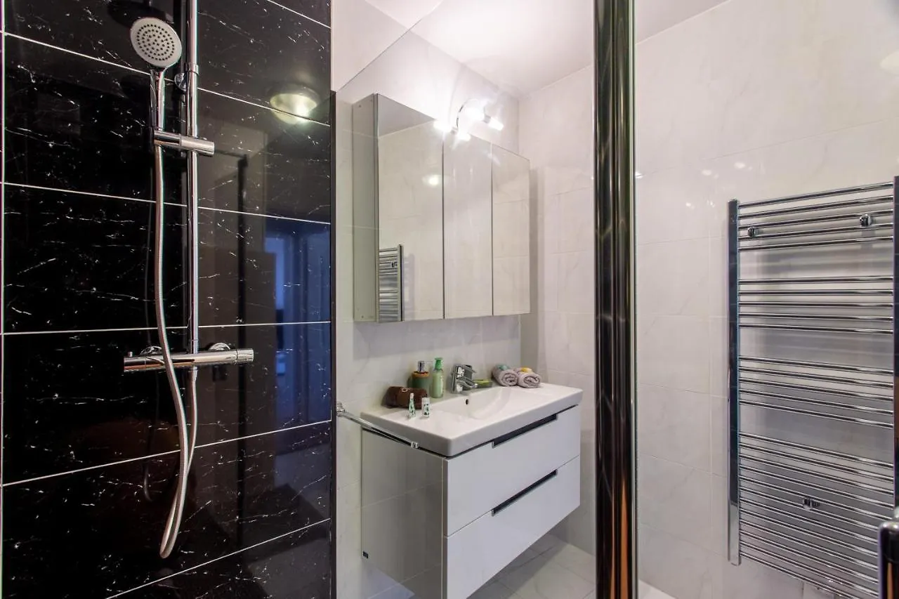 شقة Providence - Elegant F3, Vue Incroyable, Balcon,Ascenseur, Wifi نيس